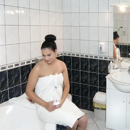 Astoria Panzio Bed & Breakfast 2*