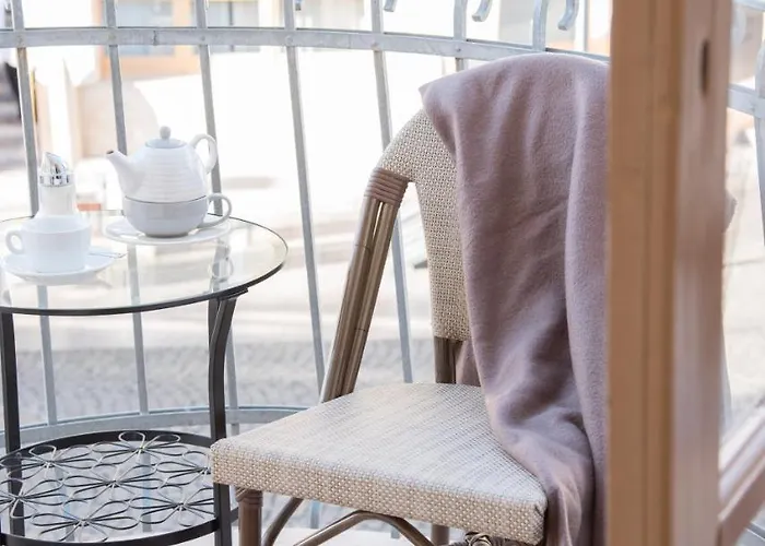 לינה וארוחת בוקר Astoria Panzio Hévíz